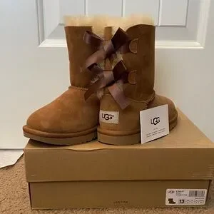 UGG Kids Boots in Brown with Cream Fur